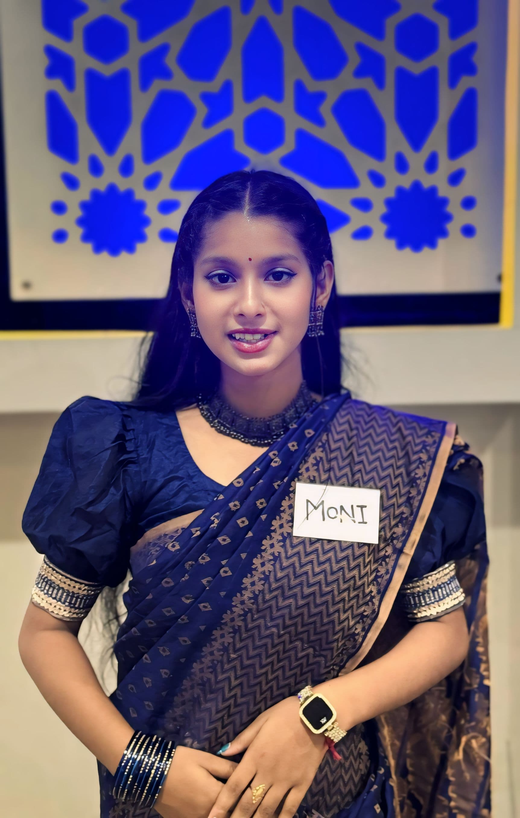 Moni Roy Image